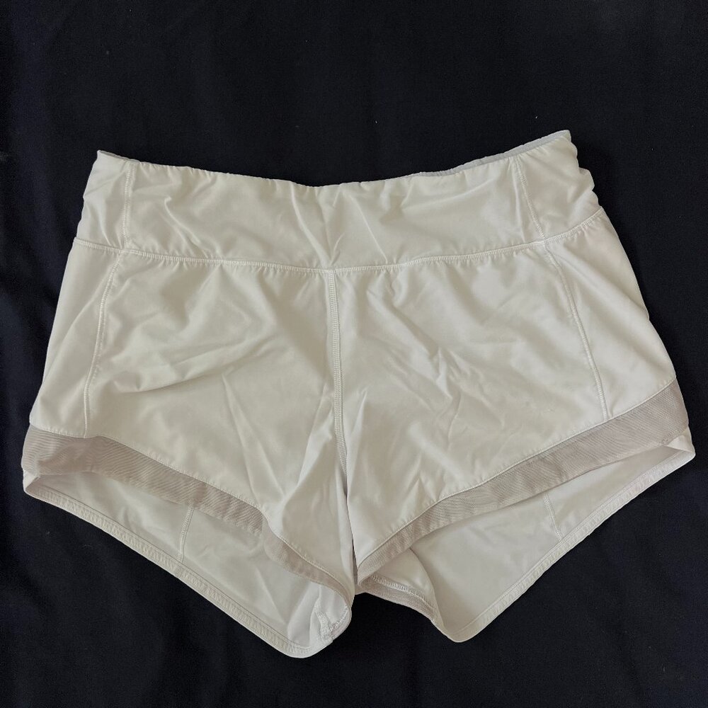 Lululemon Shorts - 2.5' Inseam - White - Size 6